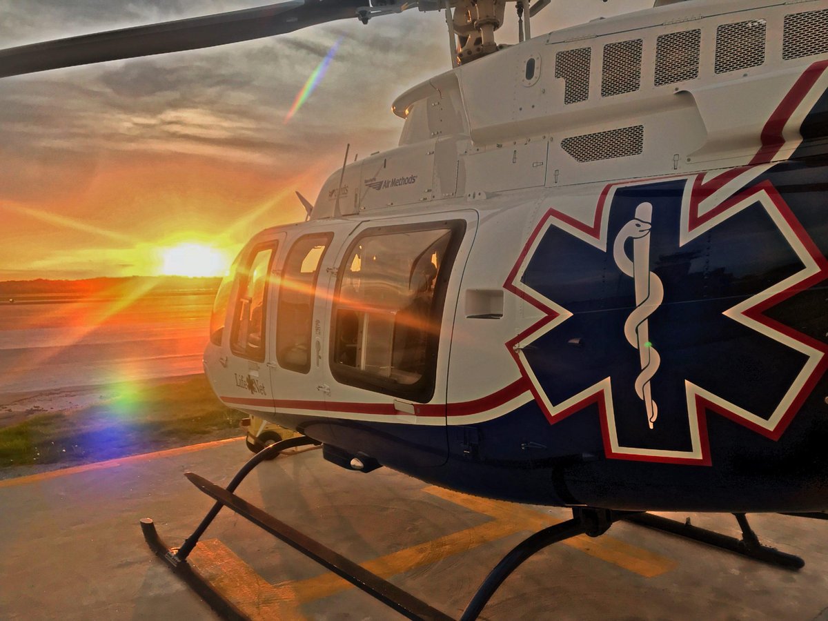 GenericAircraft_Bell407_0012_2
