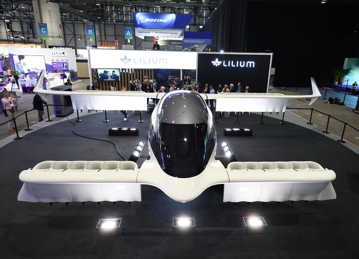 Lilium Reveals eVTOL Aircraft to Business Aviation Launch Market ...