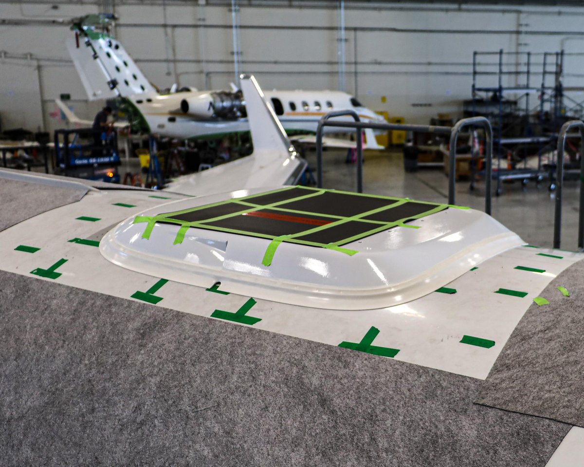 Clay Lacy Completes First Five Starlink Installs | Aviation