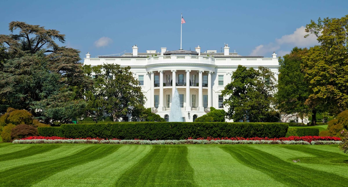 Faulty Comms Preceded Marine One/Envoy Close Call