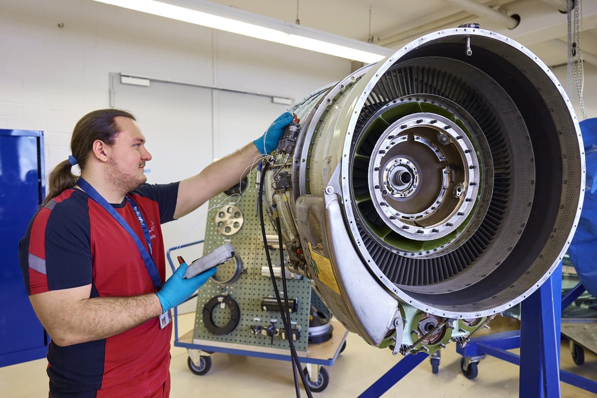 Engine Team Procedures Aero-Dienst Teams With EAP to Support Honeywell Engines | Aviation ...
