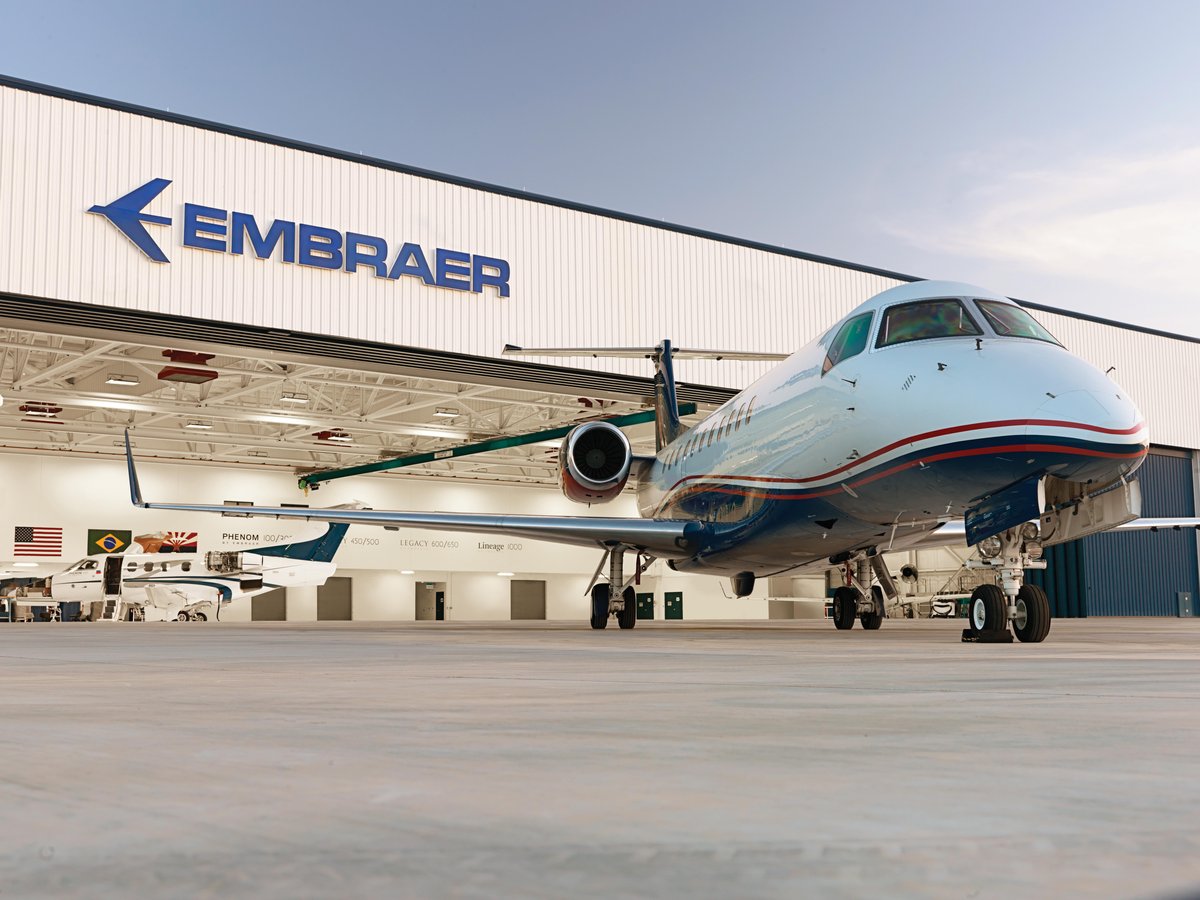 Embraer Reaches Record Backlog of $13.1 Billion for E-Jet Family in ...