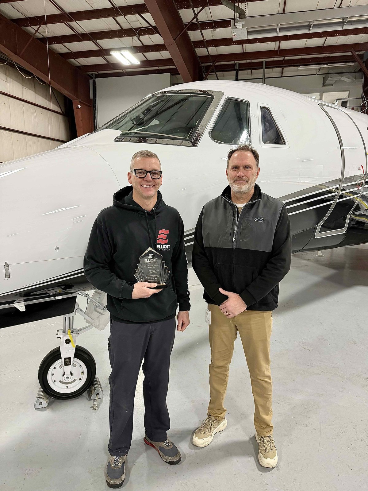 Elliott Aviation Marks 90 Years with Founder’s Award