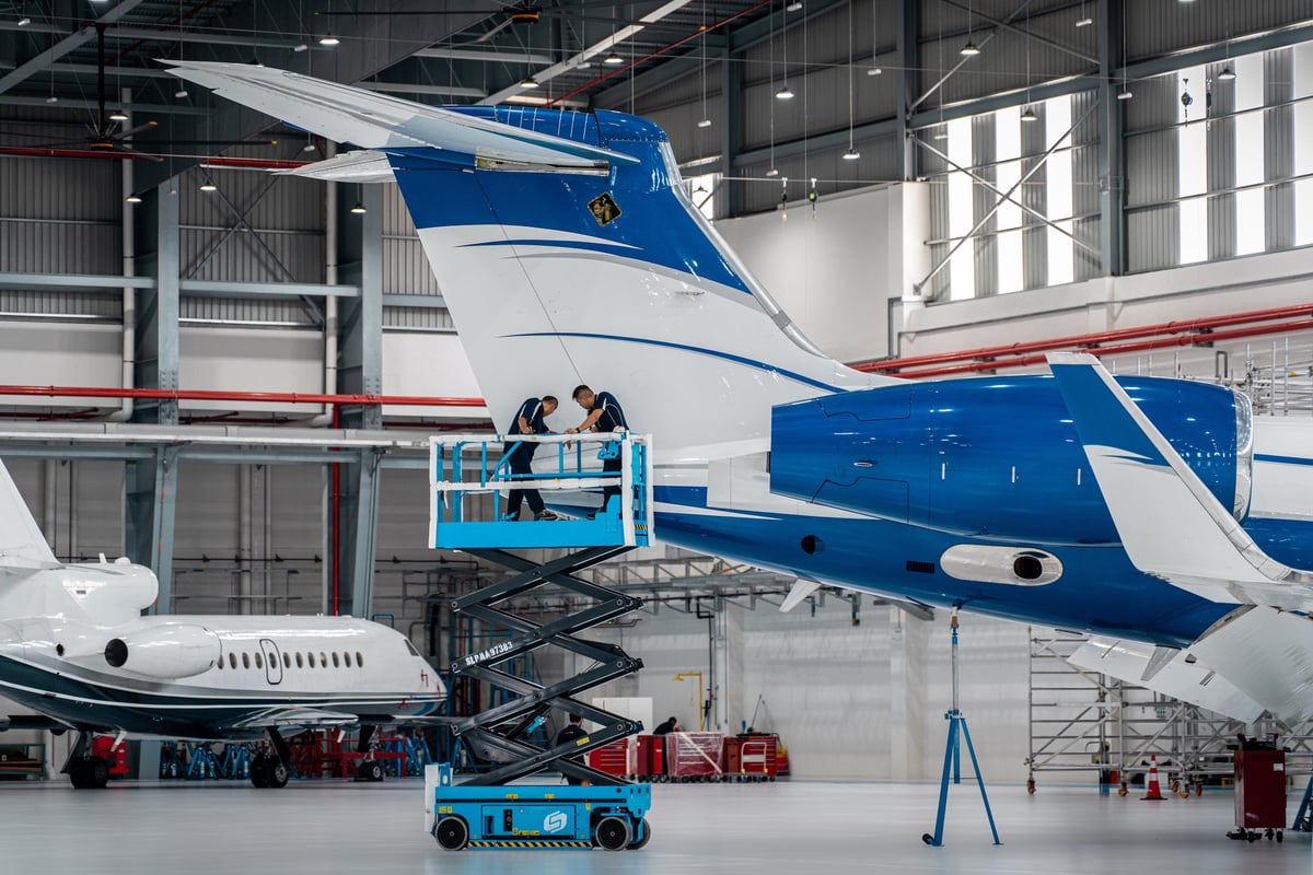 Maintenance Apprentices Graduate from ExecuJet Program