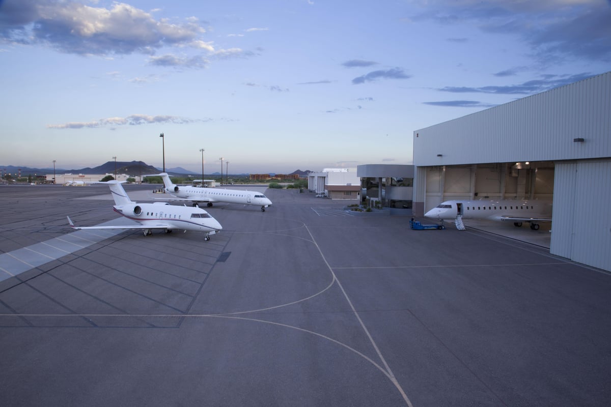 Bombardier Smart Services Support For Business Aircraft Turns 40 ...