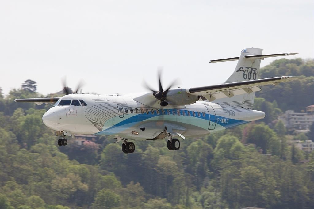 ATR Rides Wave of Turboprop Popularity as It Ponders Larger Model ...