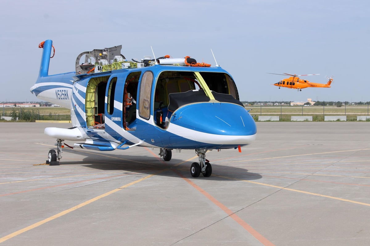 Bell Helicopter Rolls Out Second 525 Prototype | Aviation International ...
