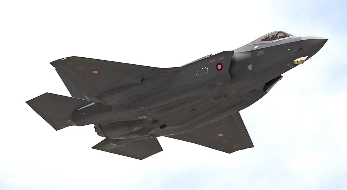 Lockheed Martin Flies First F-35 for Denmark