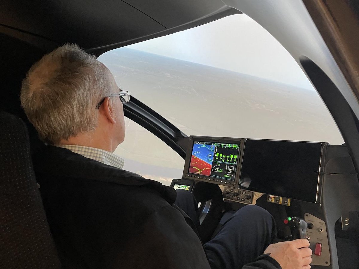 Hands On: Flying the Joby Simulator | Aviation International News