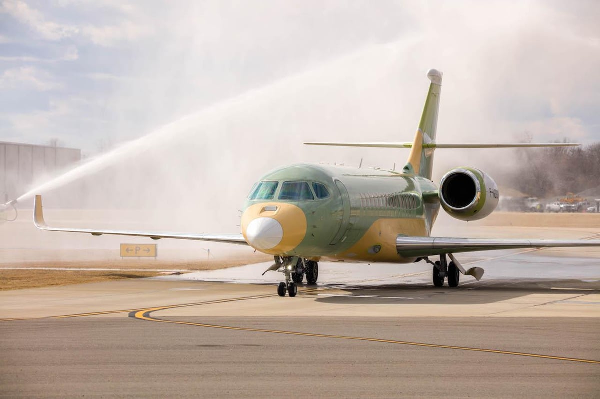 First Customer Dassault Falcon 6X Arrives in Little Rock