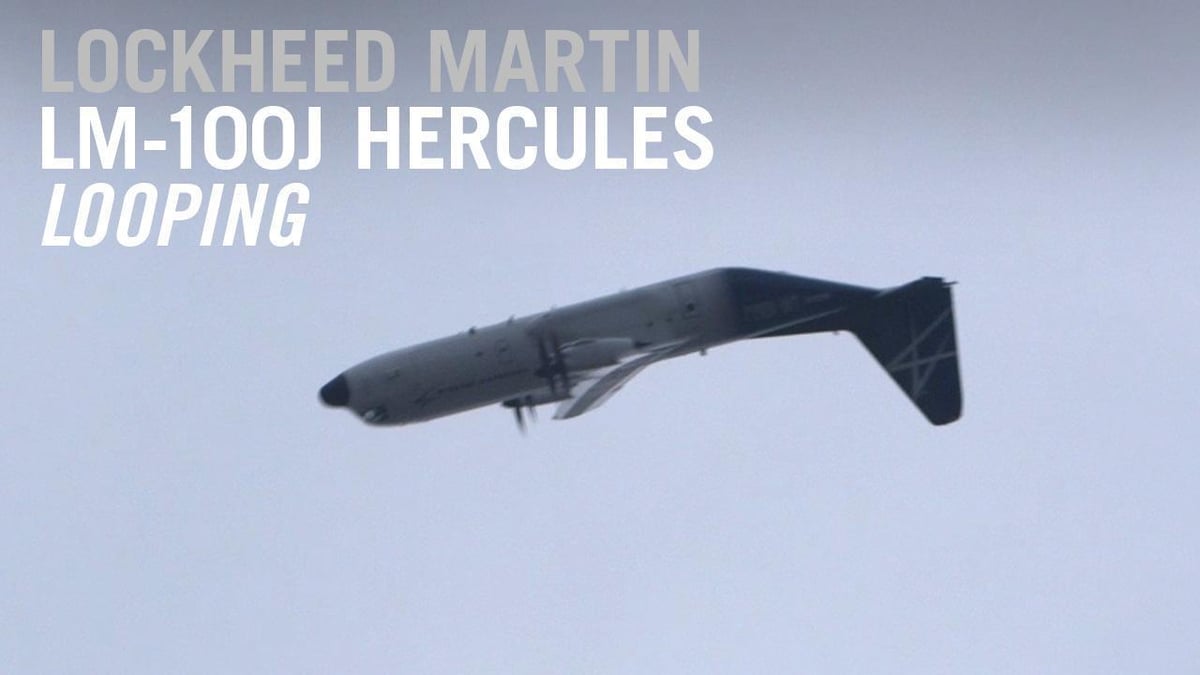 Lockheed Martin LM-100J Does a Loop in its Flying Display at ...
