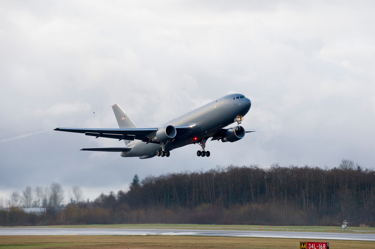 Boeing Completes First Flight of 767-2C Tanker Prototype | Aviation ...