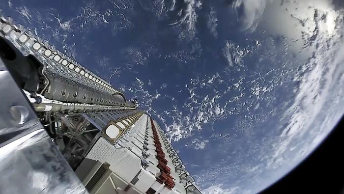 Starlink satellite