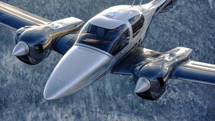 Diamond DA42-VI airplane