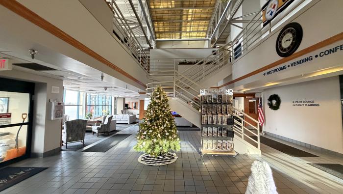 Former Corporate Air FBO at KAGC