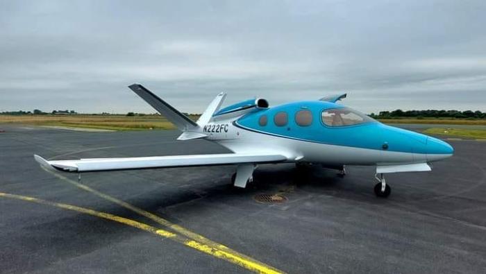Cirrus SF50 Vision Jet N222FC