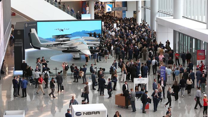 NBAA-BACE 2025 crowd