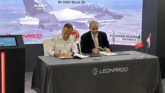 Leonardo and Indonesia signing Singapore Airshow 2026