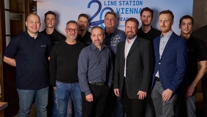 Aero-Dienst Vienna maintenance line station team