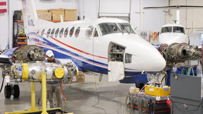 blackhawk performance center installing on king air 350