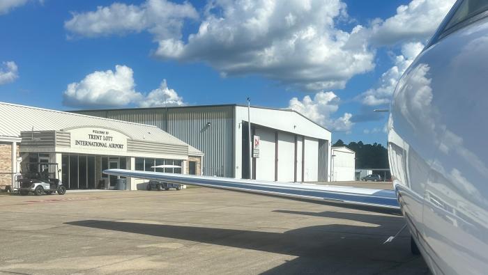 Southern Sky FBO at Trent Lott International Airport