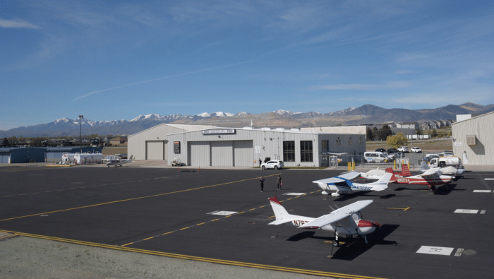SkyShare FBO at KSVR