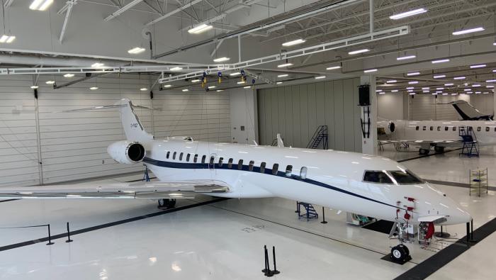 Bombardier Global 8000