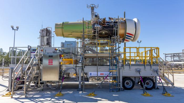 Rolls-Royce engine in test rig 