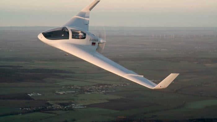 HX-2 demonstrator in flight