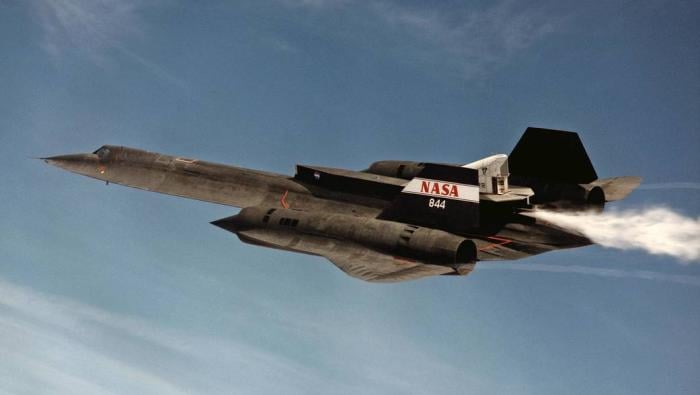SR-71 with tail number 844 during 1990s flight test
