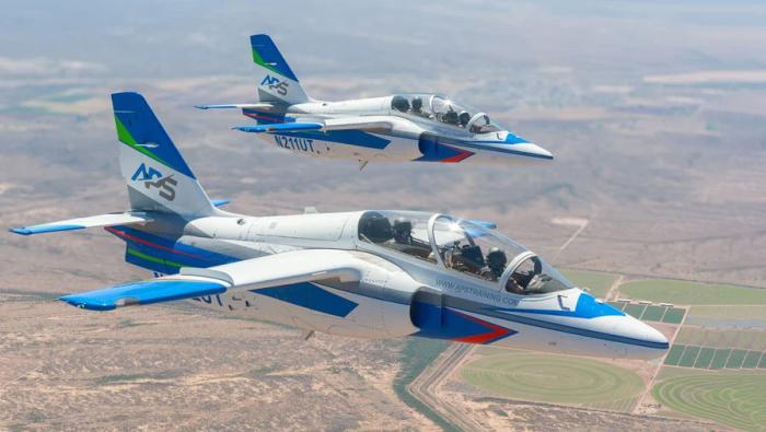 APS training aircraft