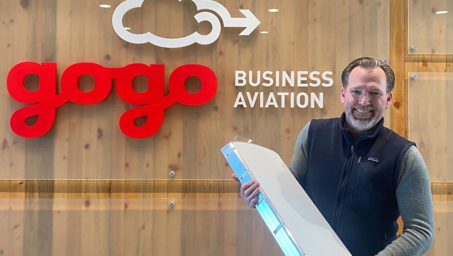 Erik Klaus holding Gogo HDX