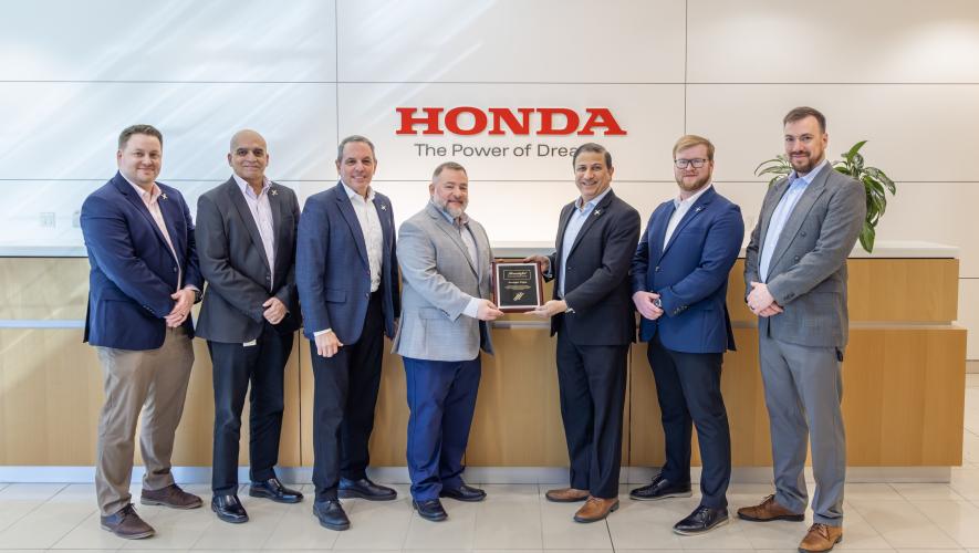 Straight Flight and Honda Aircraft executives