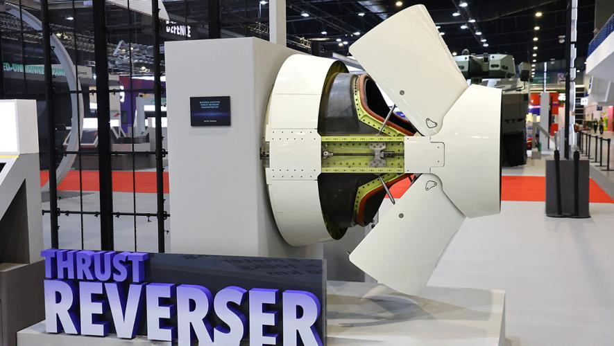 St Engineering thrust reverser