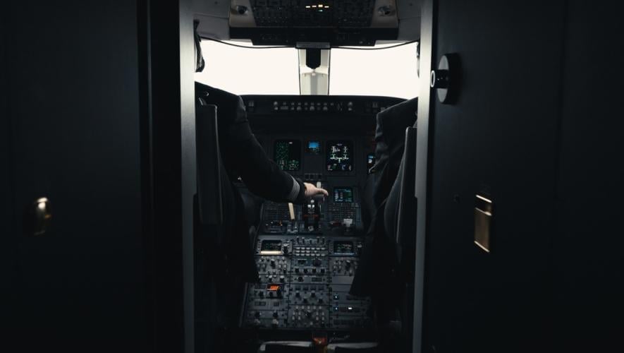 AirX selects Gogo Plane Simple terminal for Bombardier Challenger 850 connectivity upgrades