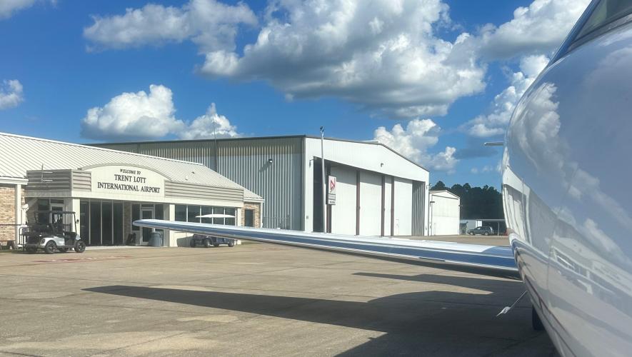 Southern Sky FBO at Trent Lott International Airport