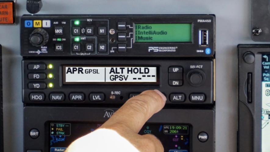 S-TEC 3100 autopilot