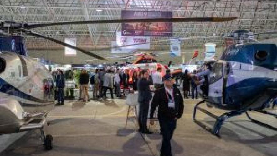  Over two days, the entire industry gathers at Helipark in Carapicuíba to see the latest developments in the sector, meet clients and partners, and take demonstration flights.