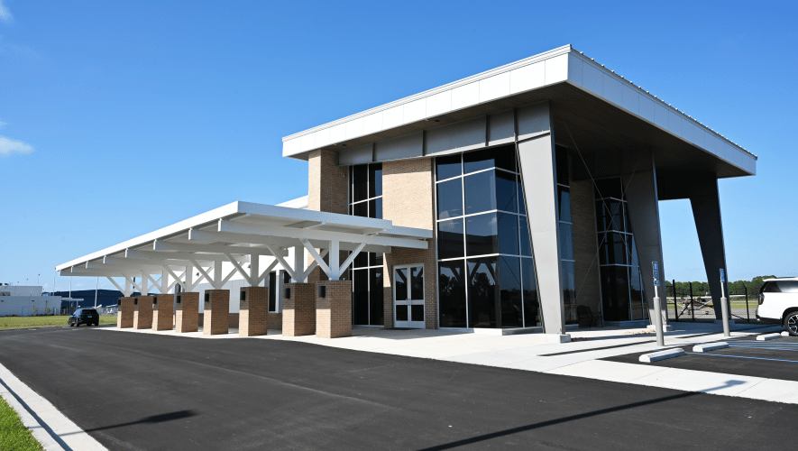 New Avflight FBO terminal at KPIB