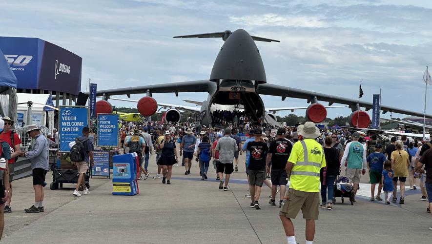 Boeing C-17 at EAA AirVenture
