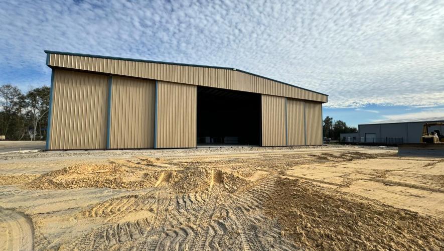 New hangar at KBKV