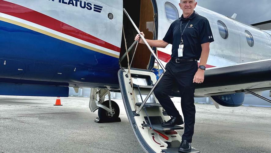 Davinci Jets pilot Barry Blackwood appreciates the benefits of SmartSky's Lite airborne connectivity system.