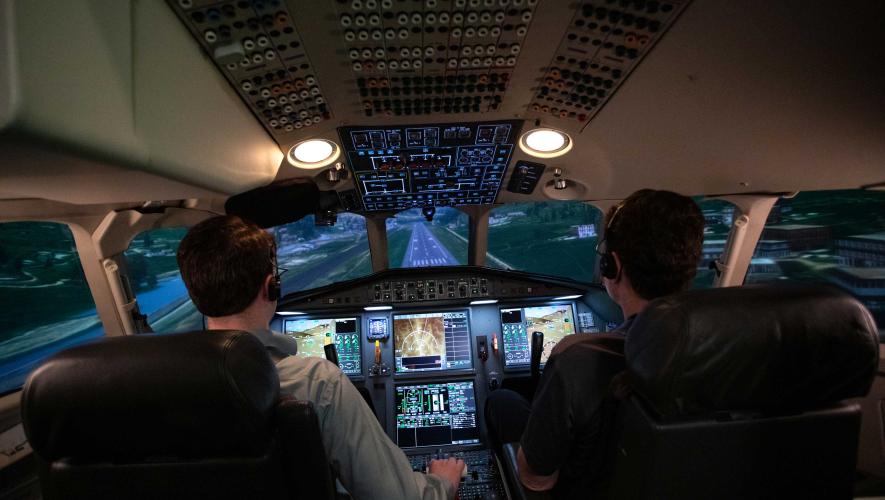 FlightSafety simulator training