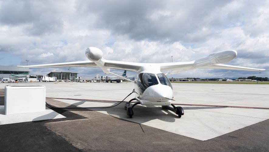 Beta's electric charging cube and its Alia electric aircraft 