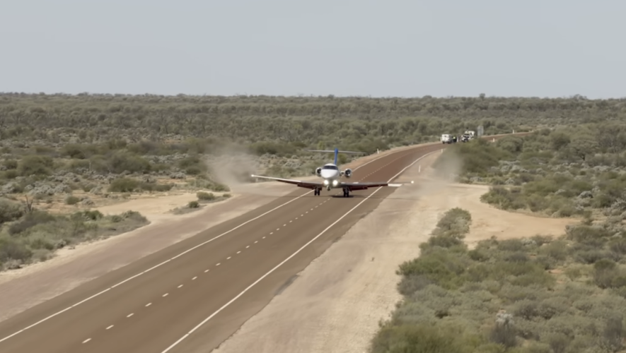 Pilatus PC-24 jet lands on Australian road