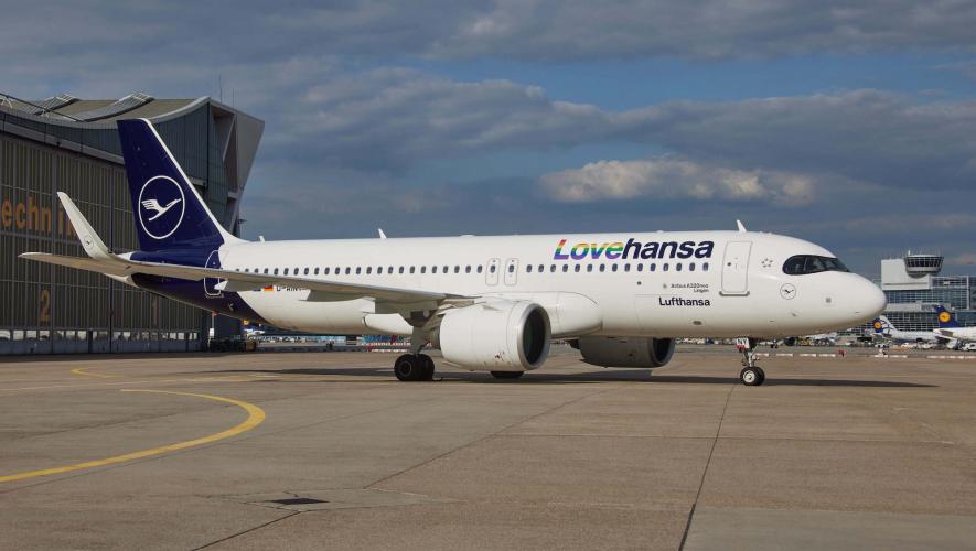 Lufthansa A320 aircraft.