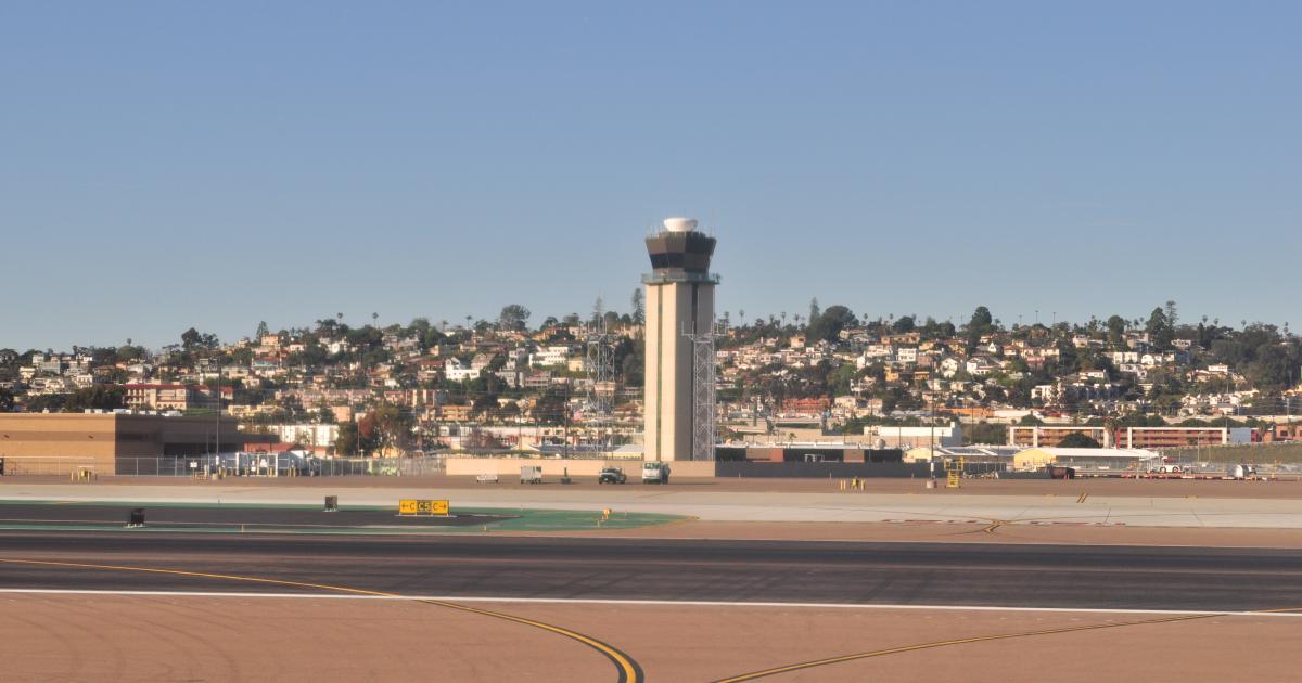 San Diego International Airport (Photo:Wikimedia Commons/By Joe Mabel, CC BY 3.0, https://commons.wikimedia.org/w/index.php?curid=38881483)