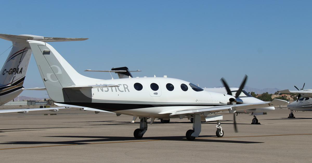Epic E1000GX taxiing 