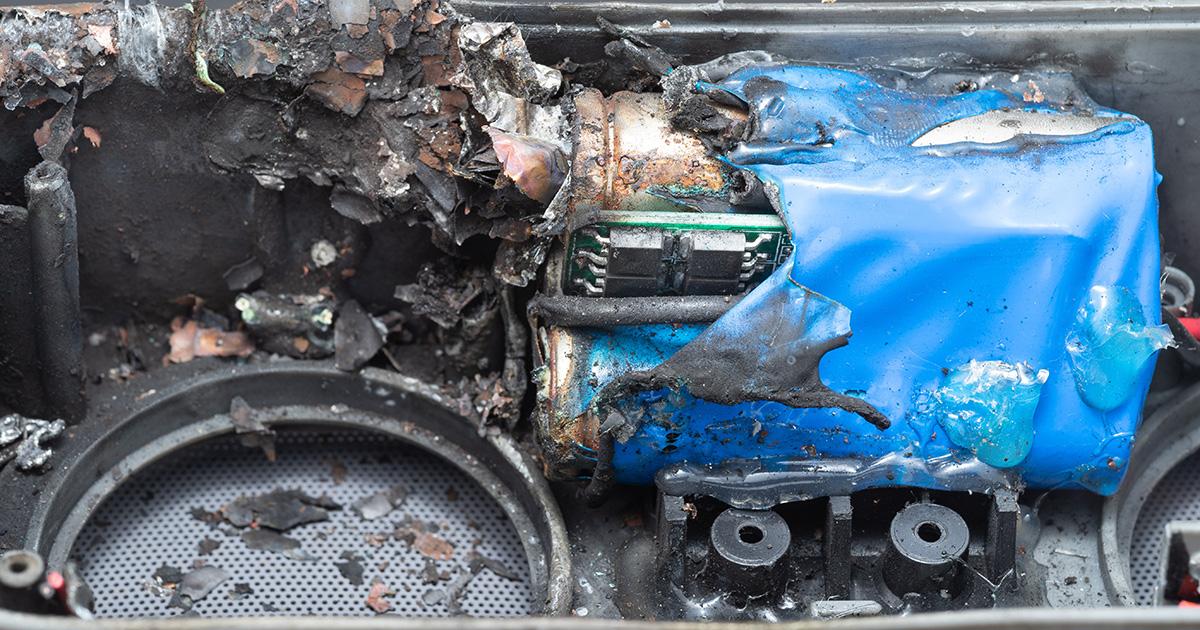 explosion of a Lithium-ion battery installed in a mobile Bluetooth speaker 