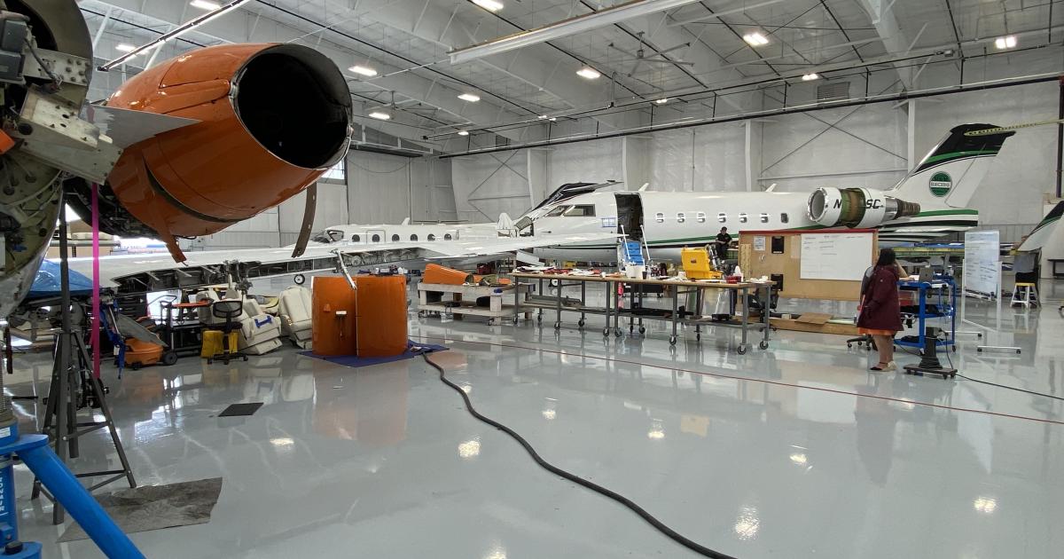 Jets MRO hangar at KRBD in Dallas